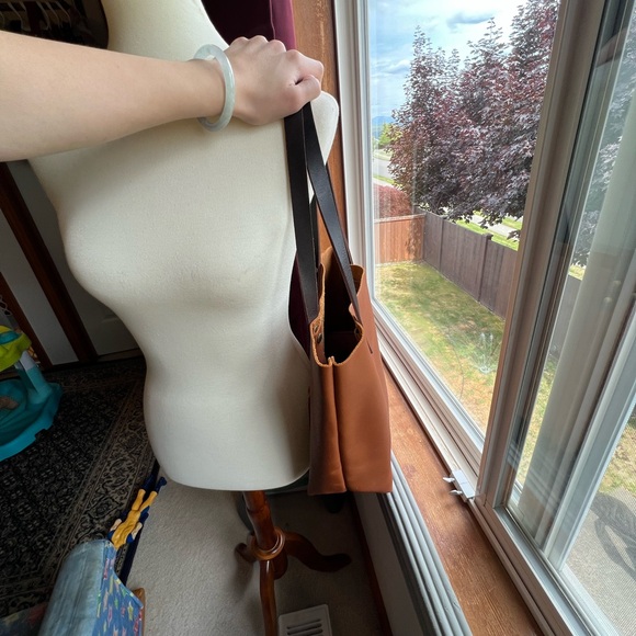 Portland Leather Brown and black tote bag - Picture 3 of 8